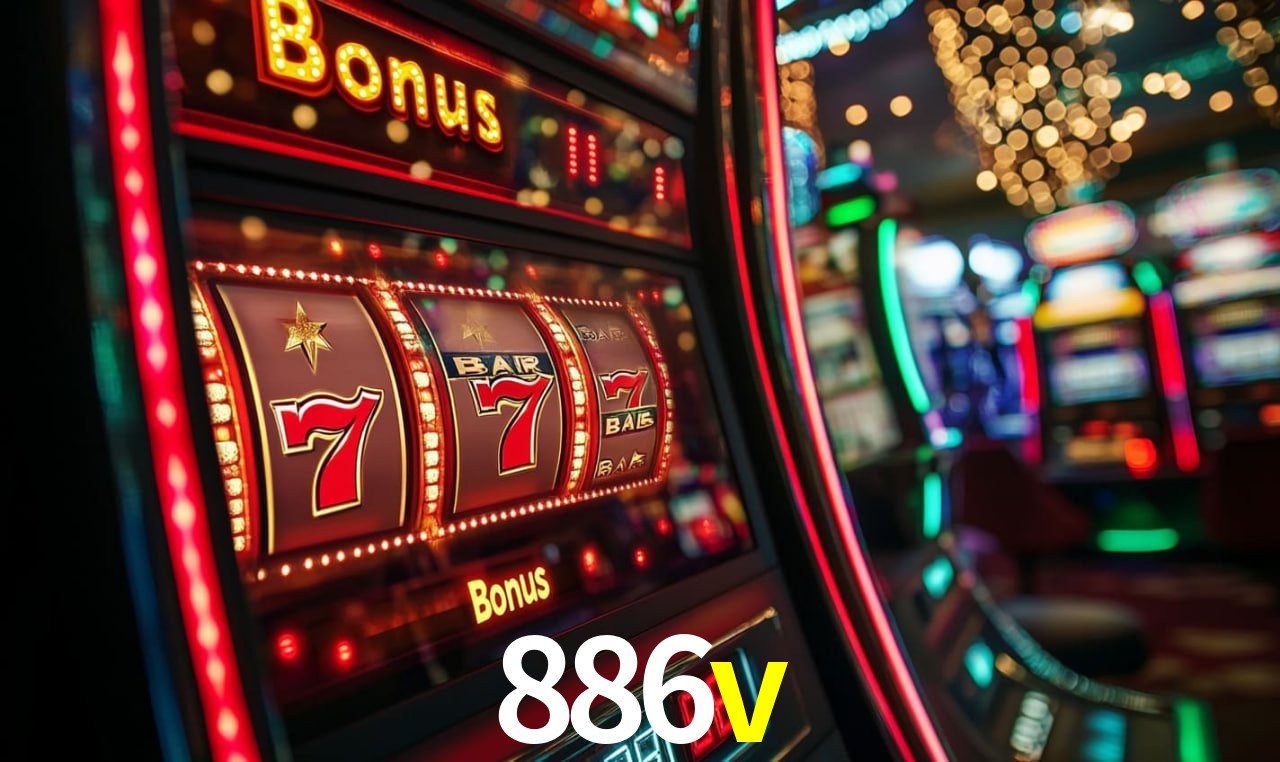 886v